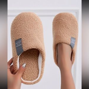 🔸 Amazon 🔸 brown sherpa slippers